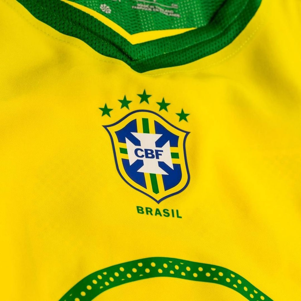2004 BRAZIL HOME JERSEY – RONALDINHO 10